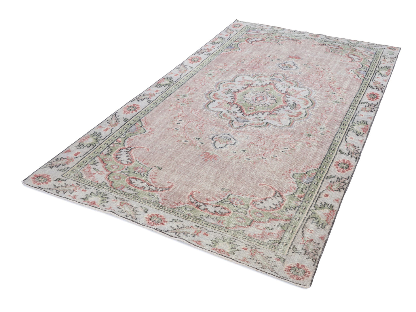 8252 - 5'10" x 10'2"