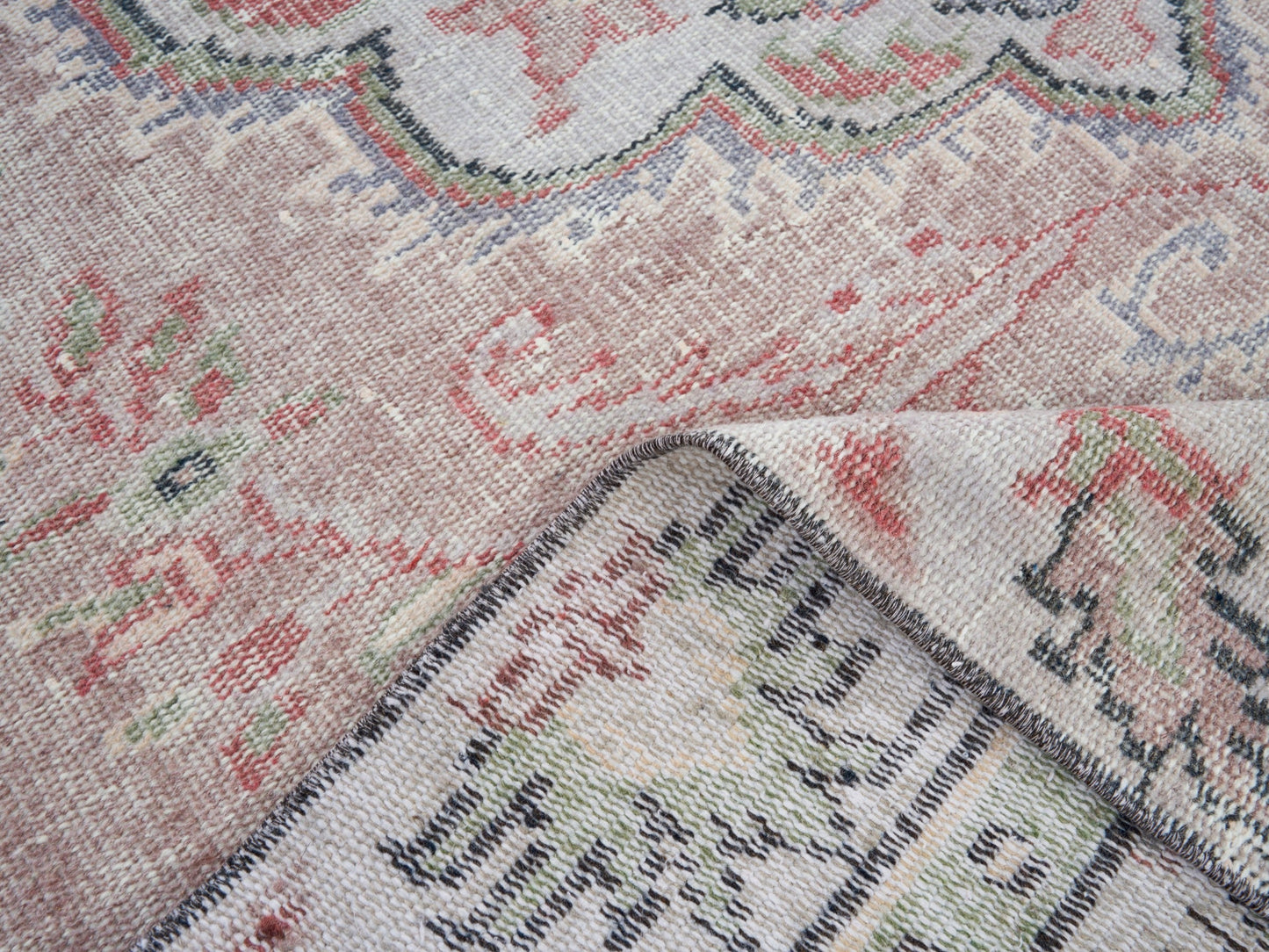 8252 - 5'10" x 10'2"