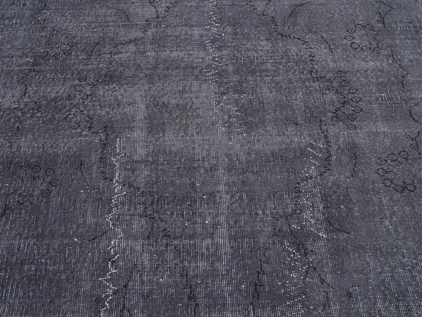 1238 - 5' x 8'10"