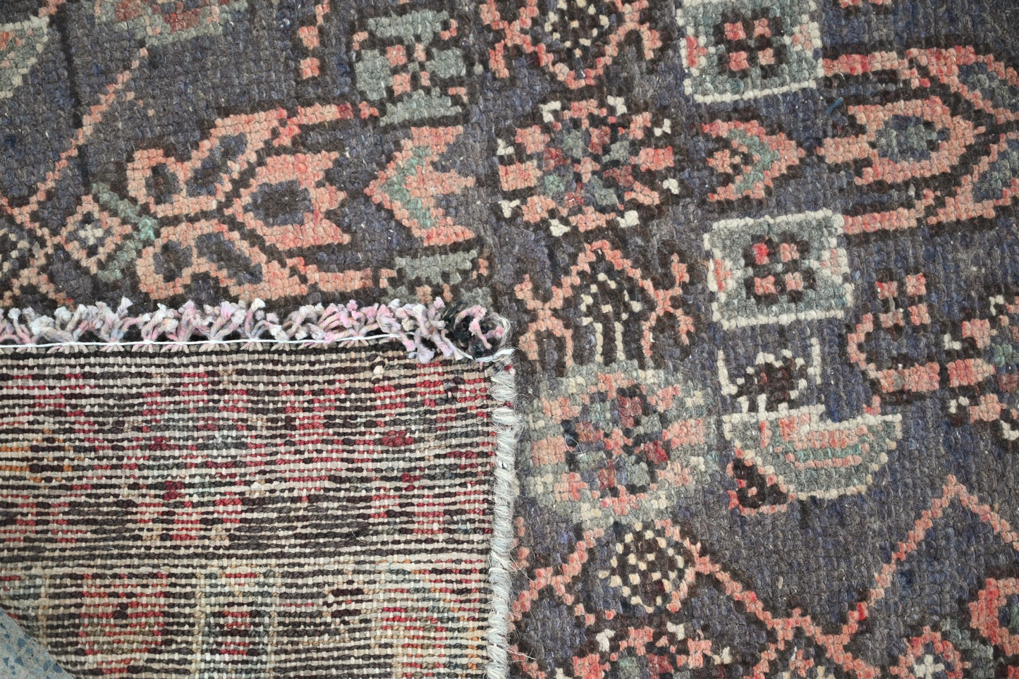 10015 - 2'5" x 12'1"