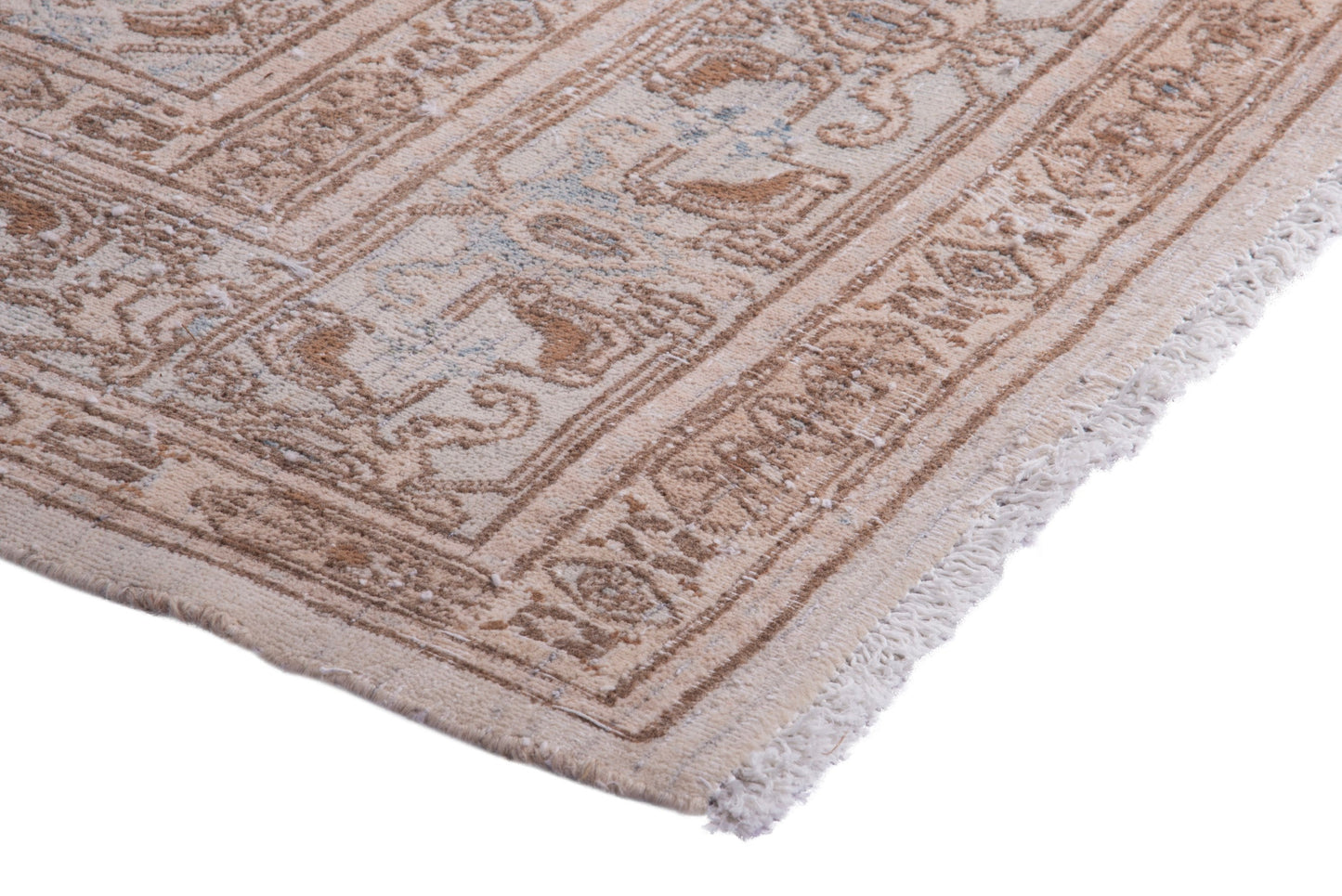 1087 - 7'3" x 10'10"