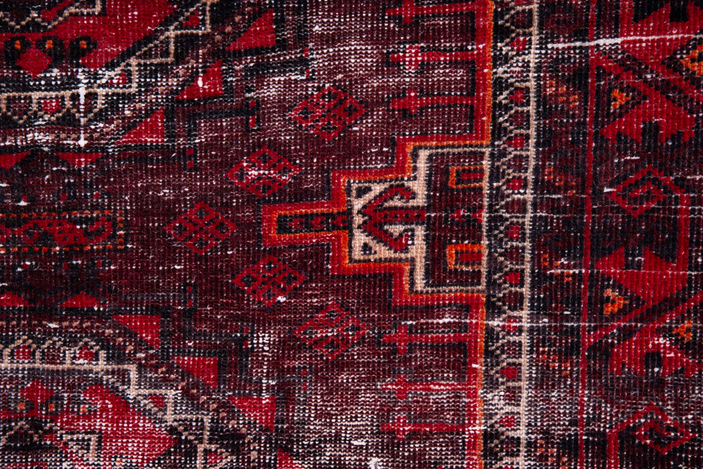 4410 - 5'2" x 9'10"