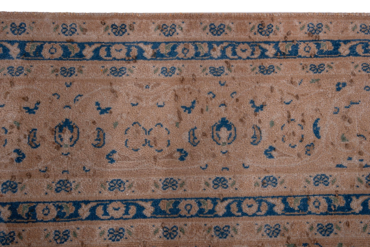 1443 - 7'10" x 11'8"