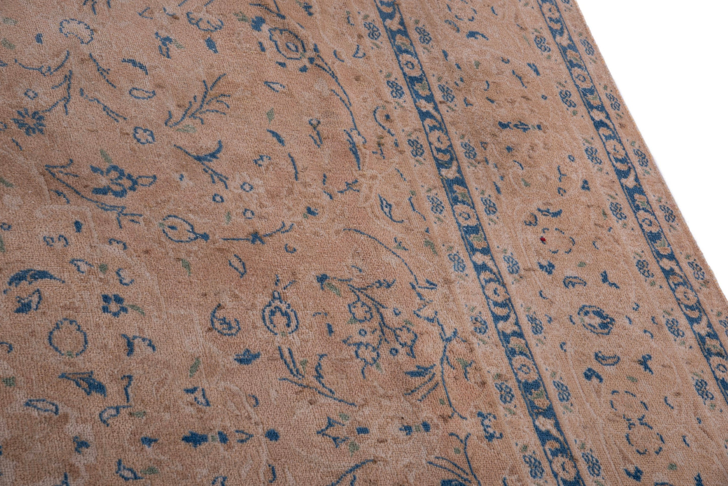 1443 - 7'10" x 11'8"