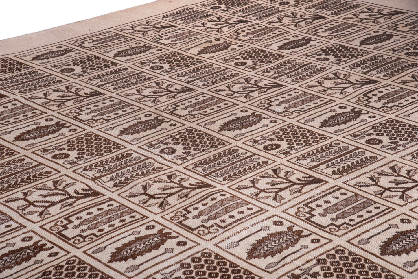 1465 - 9'9" x 11'11"