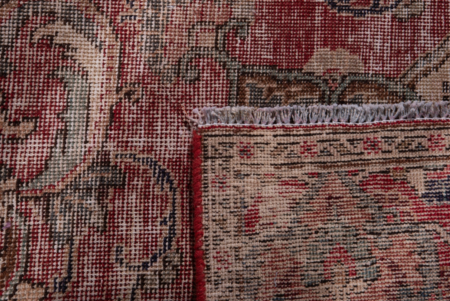 1469 - 11'6" x 18'1"