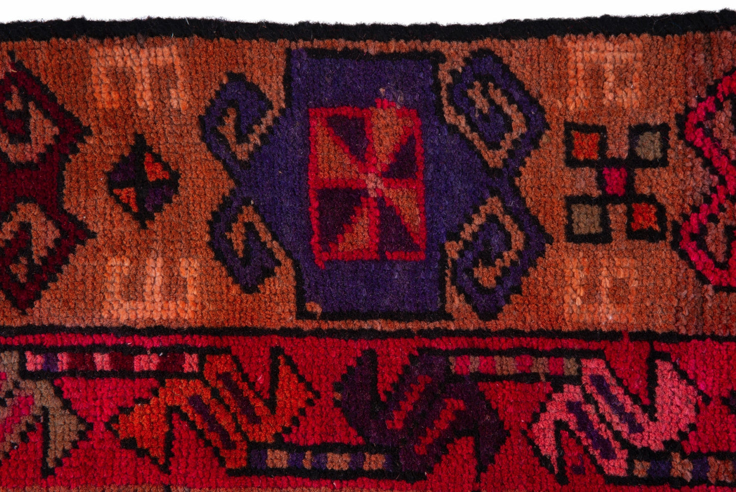 1546 - 3'10" x 10'2"