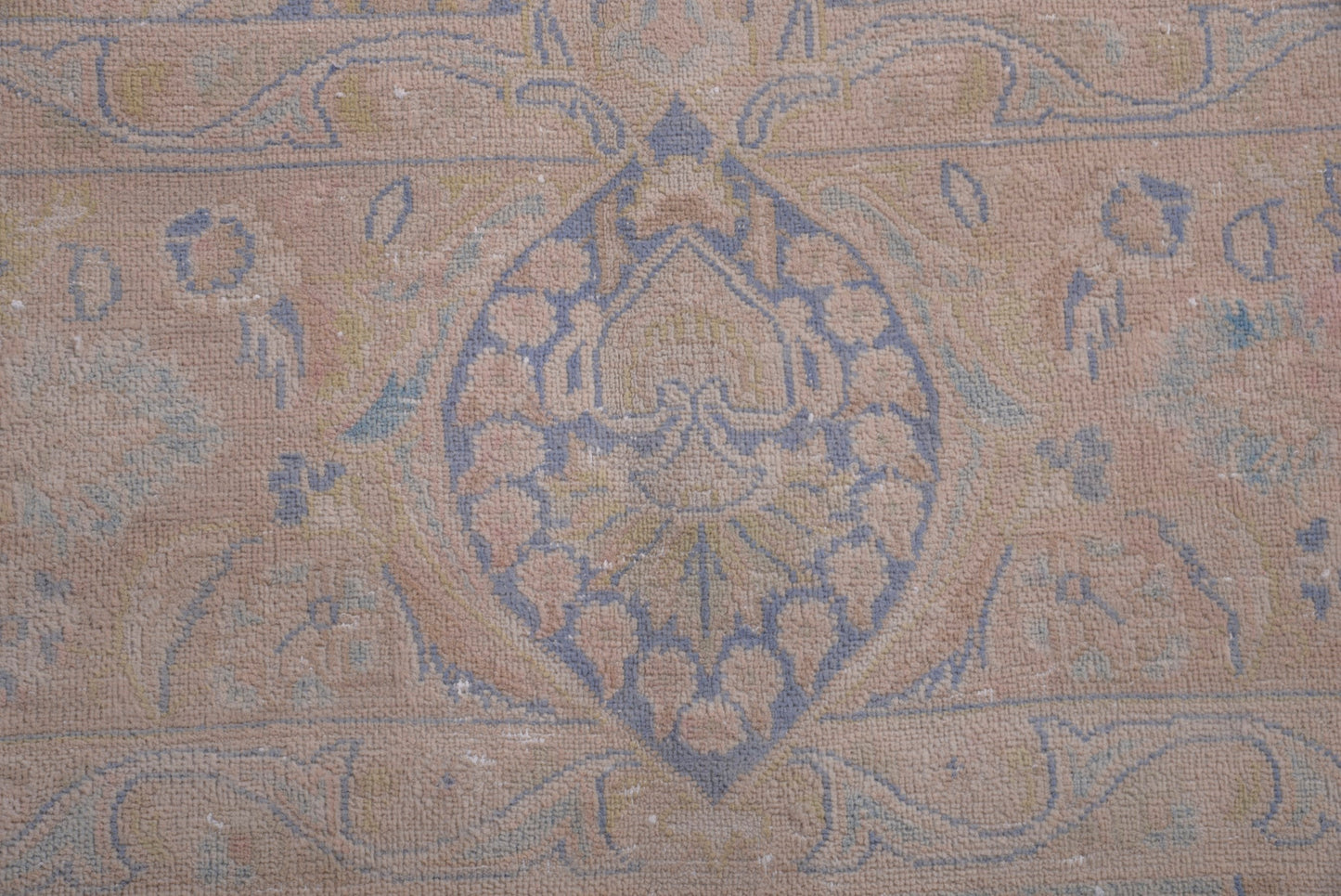 1665 - 9'9" x 12'10"