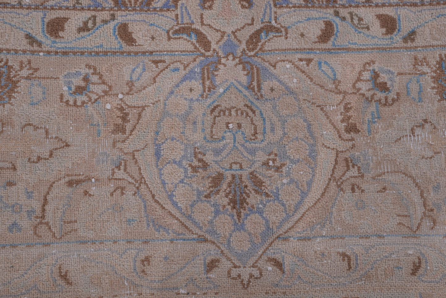 1665 - 9'9" x 12'10"