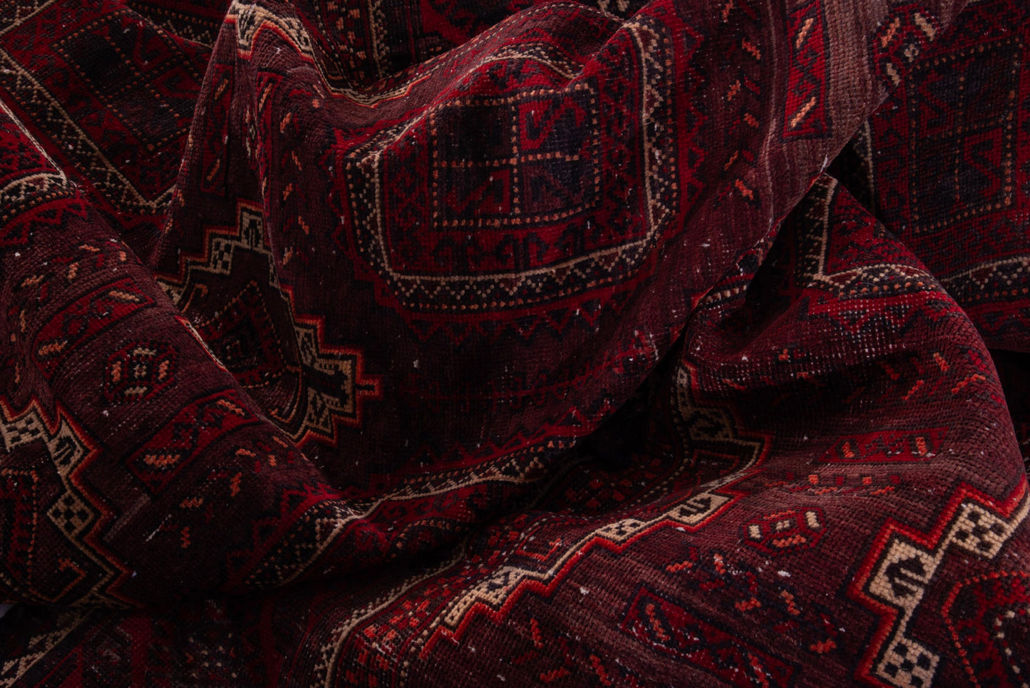 1676 - 4'11" x 13'10"