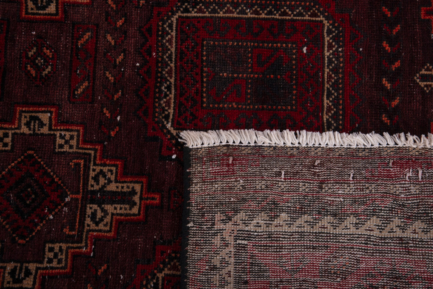 1676 - 4'11" x 13'10"