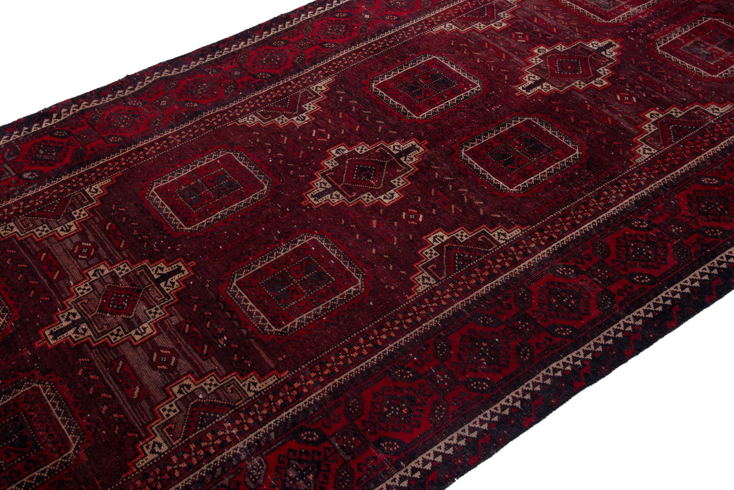 1676 - 4'11" x 13'10"