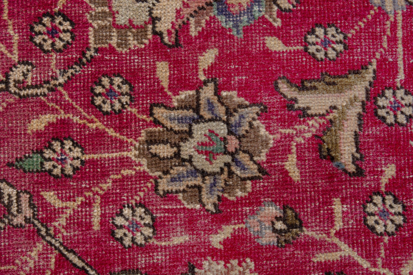 1708 - 9'10" x 11'7"