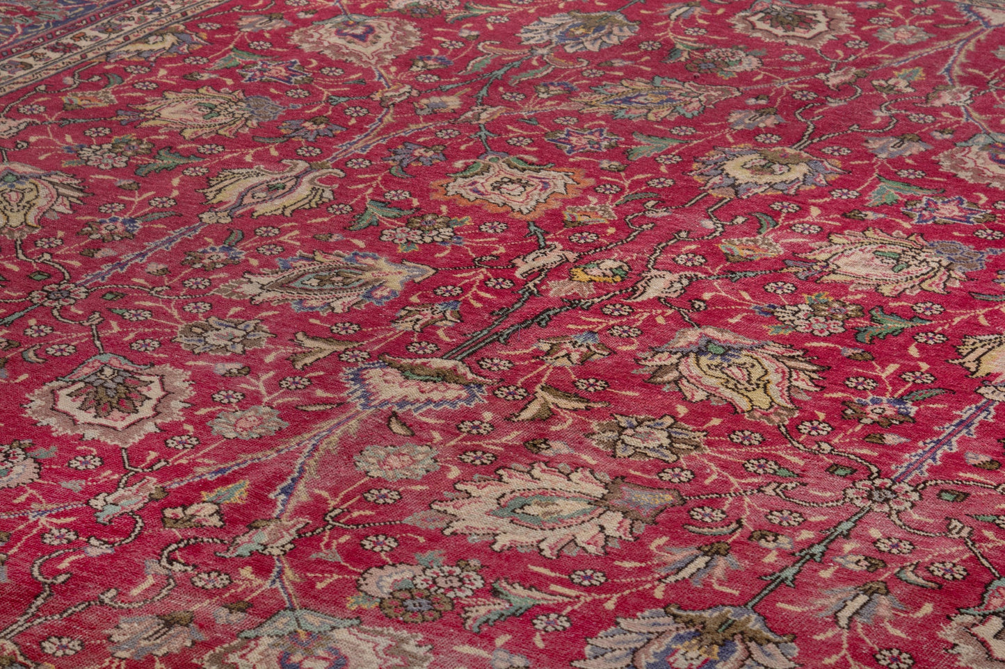 1708 - 9'10" x 11'7"