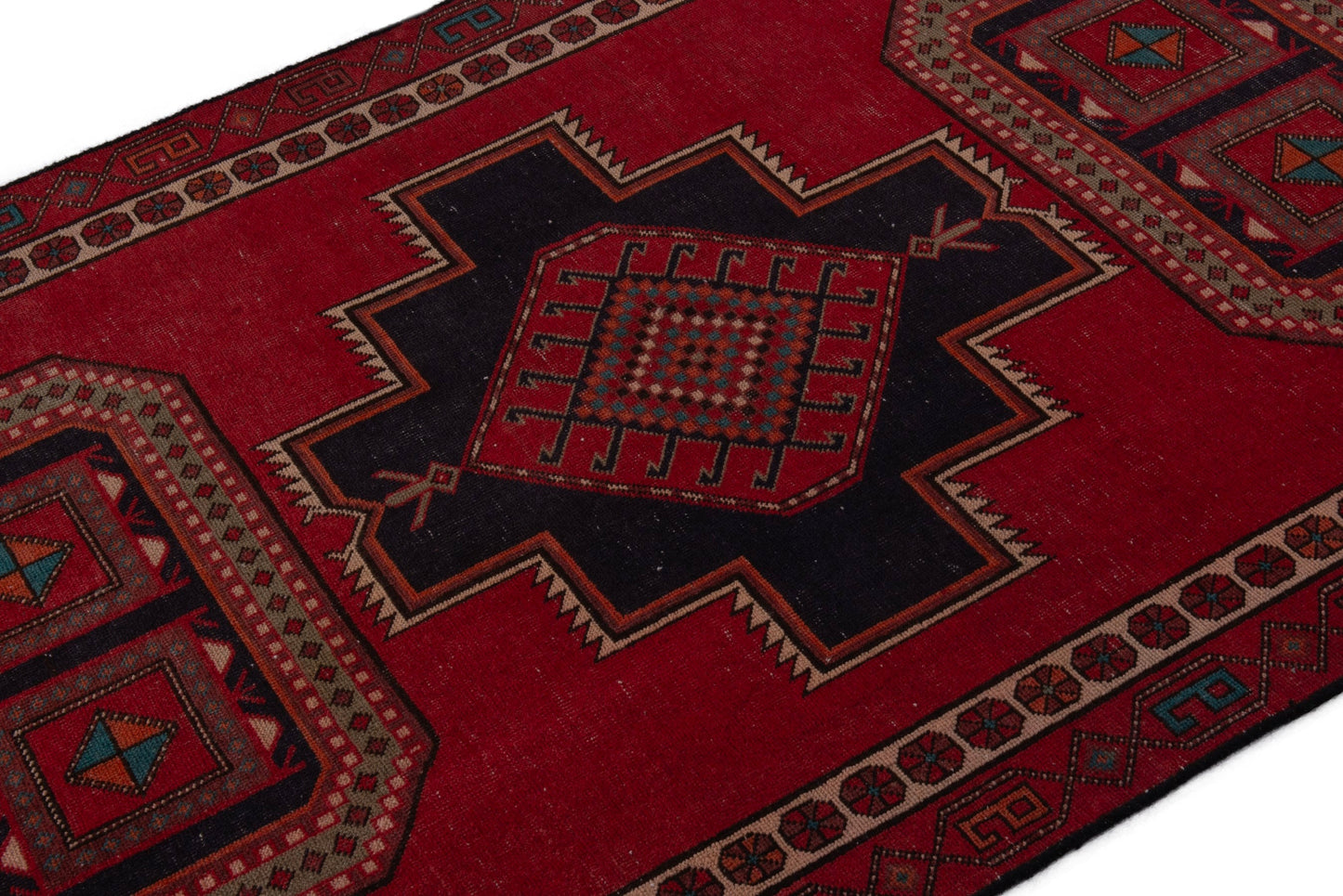 1810 - 3'11" x 10'5"