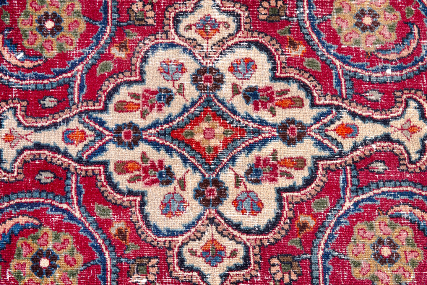 1850 - 10'1" x 13'1"