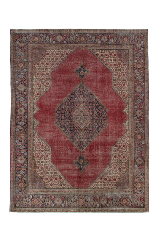 1868 - 9'6" x 12'10"