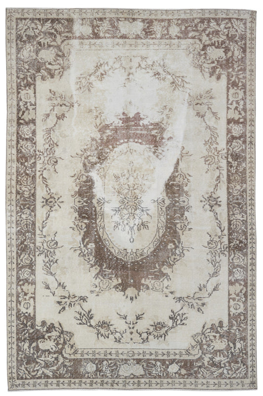 8166 - 5'10" x 8'11"