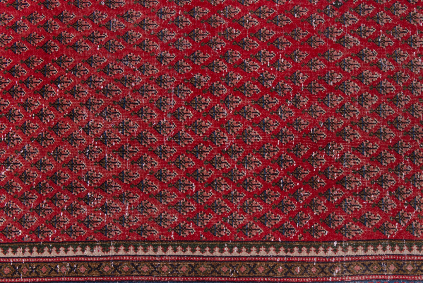 1945 - 6'11" x 10'4"