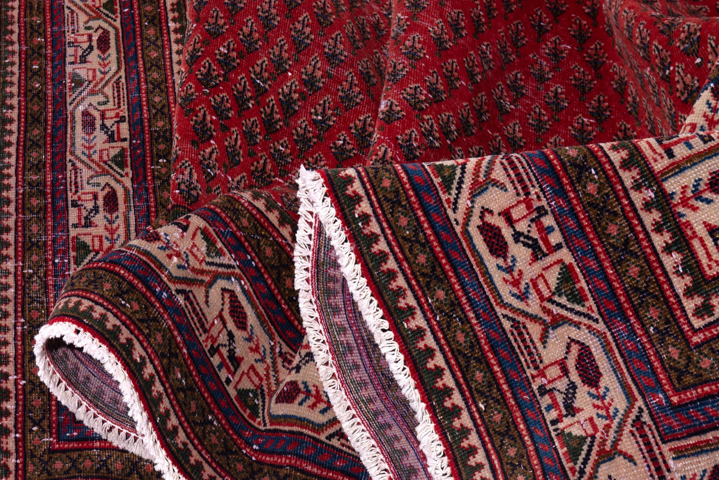 1945 - 6'11" x 10'4"