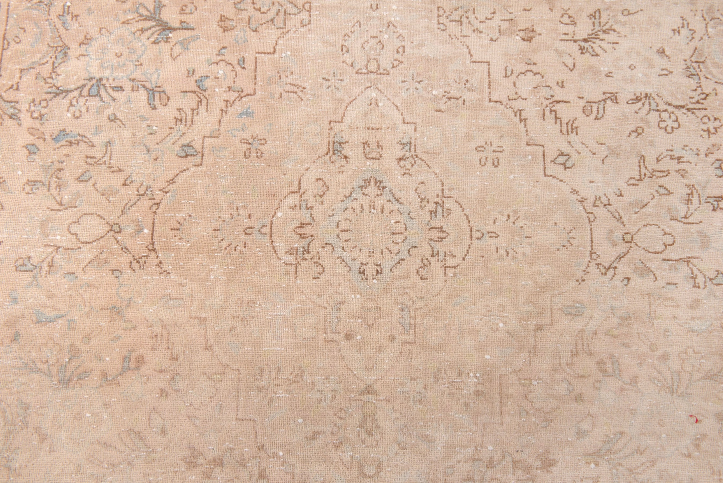 1972 - 5'11" x 9'10"