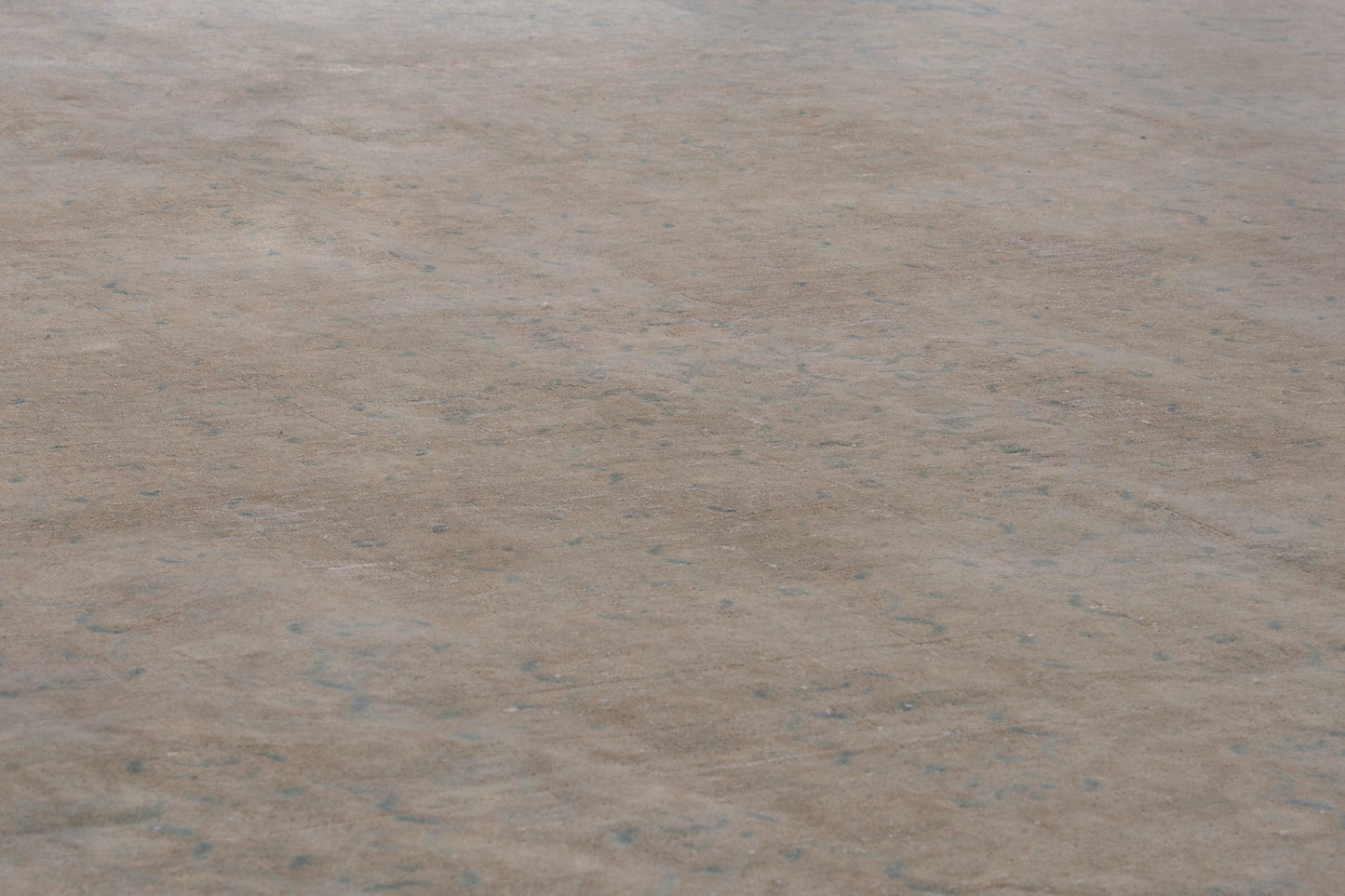 2029 - 7'11" x 10'11"