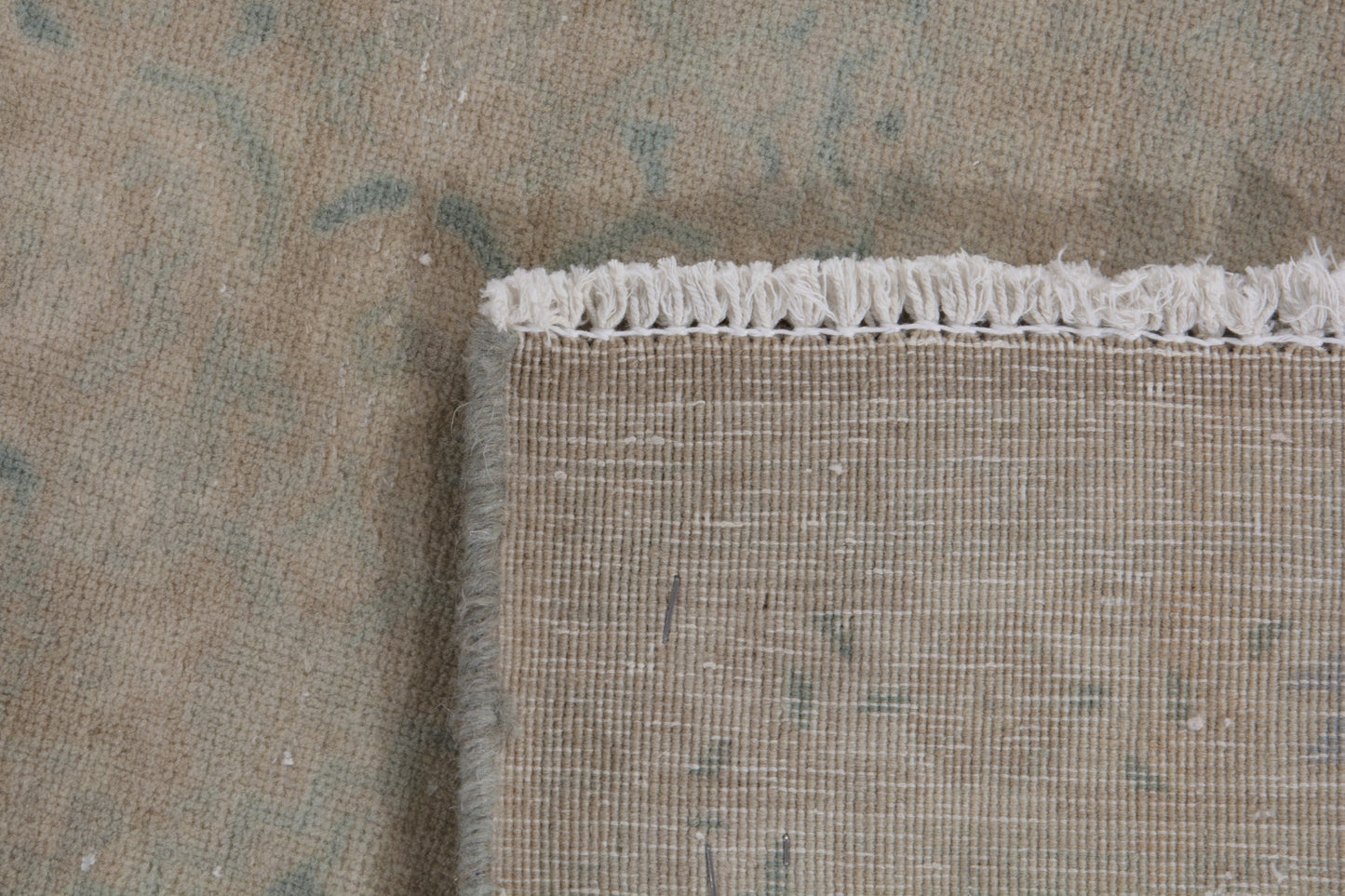 2029 - 7'11" x 10'11"