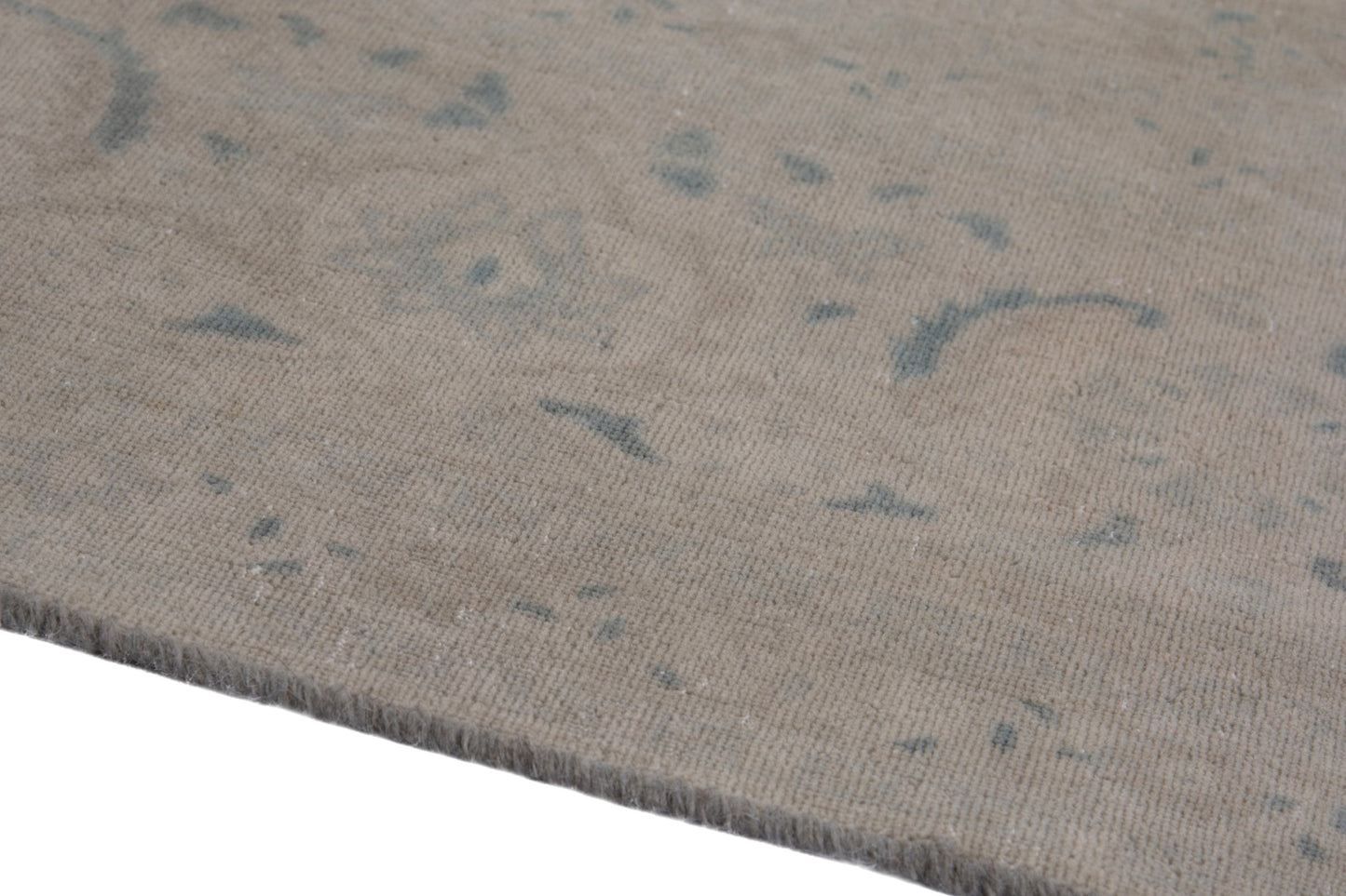 2029 - 7'11" x 10'11"