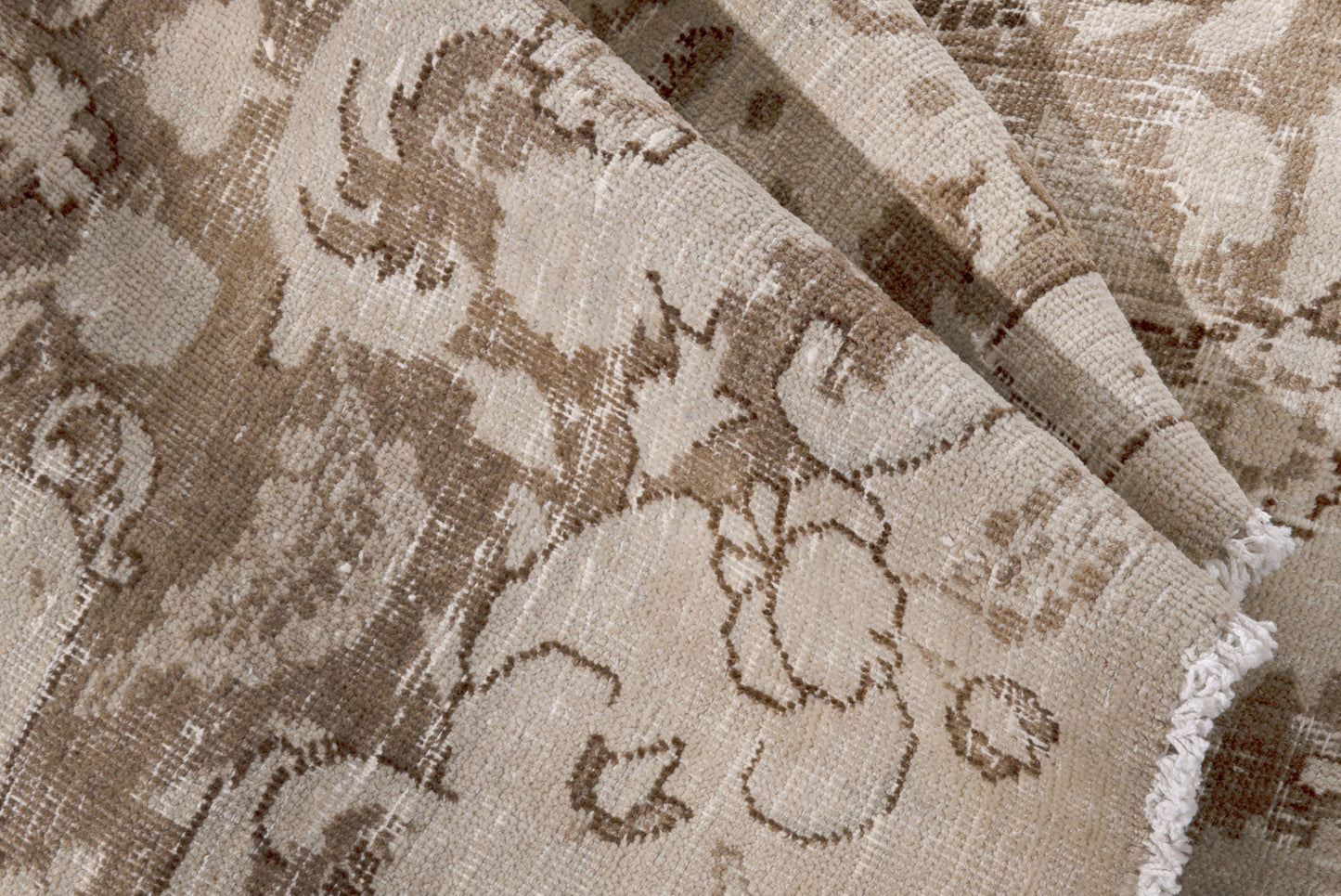 2033 - 8'5" x 11'10"