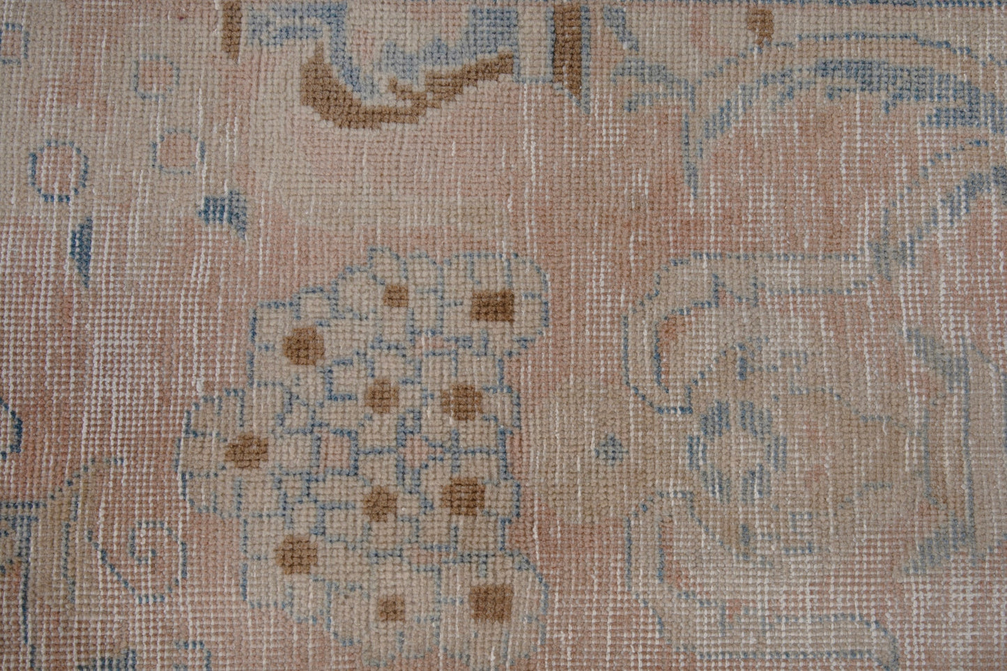 5062 - 8' x 11'4"