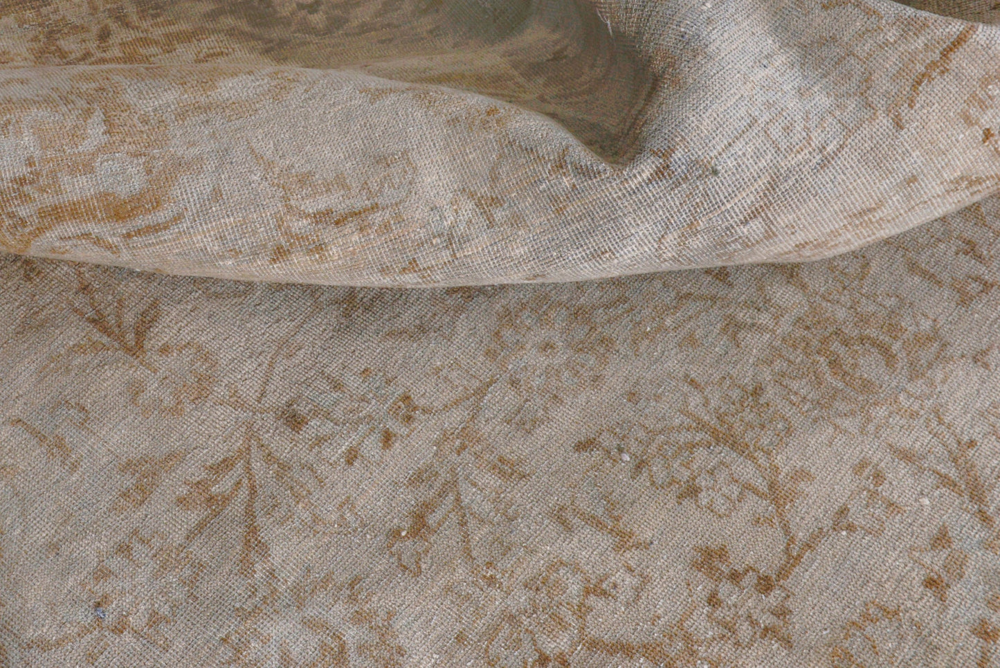 5076 - 9'2" x 12'6"