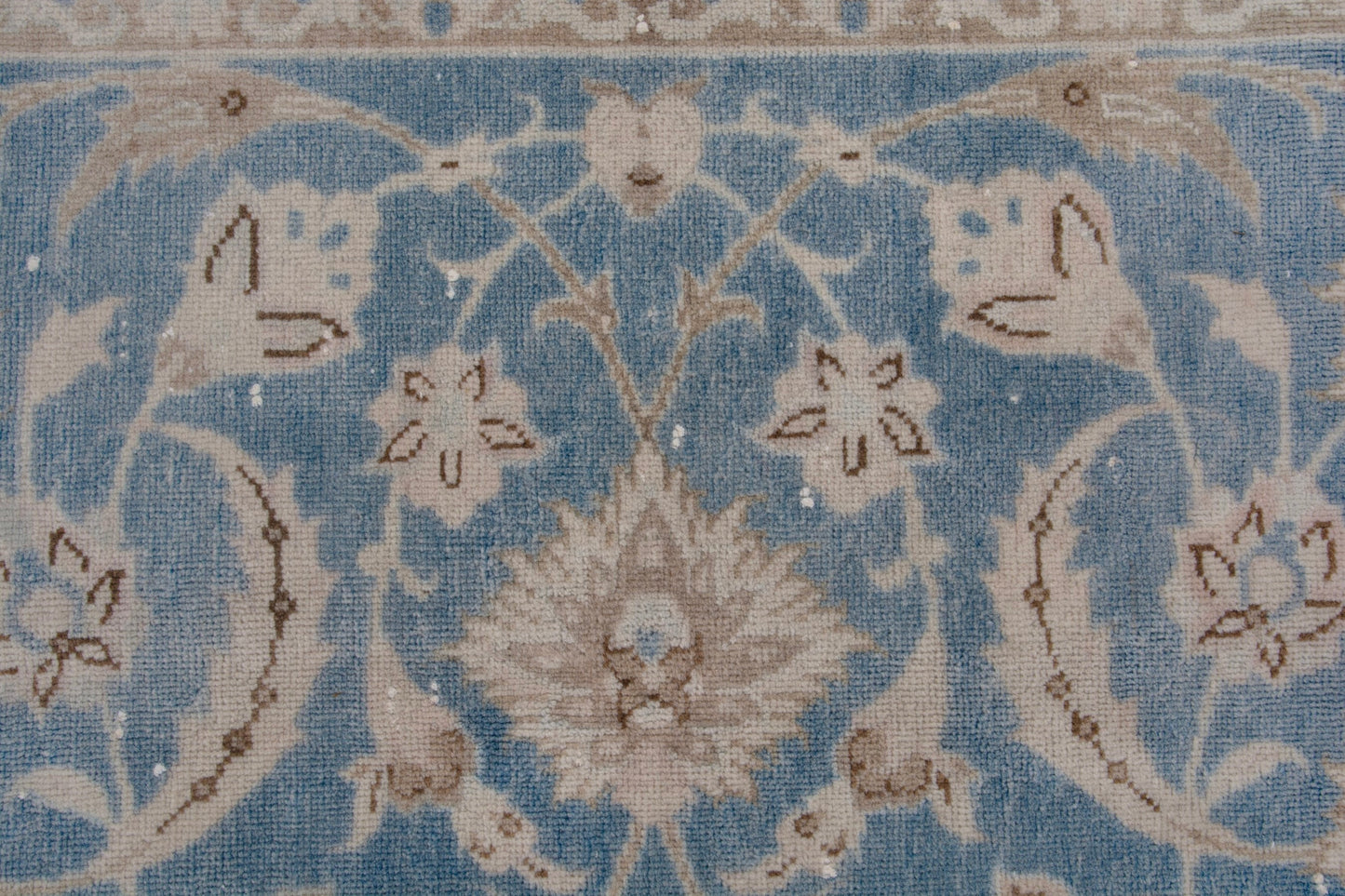 2089 - 10'4" x 15'9"