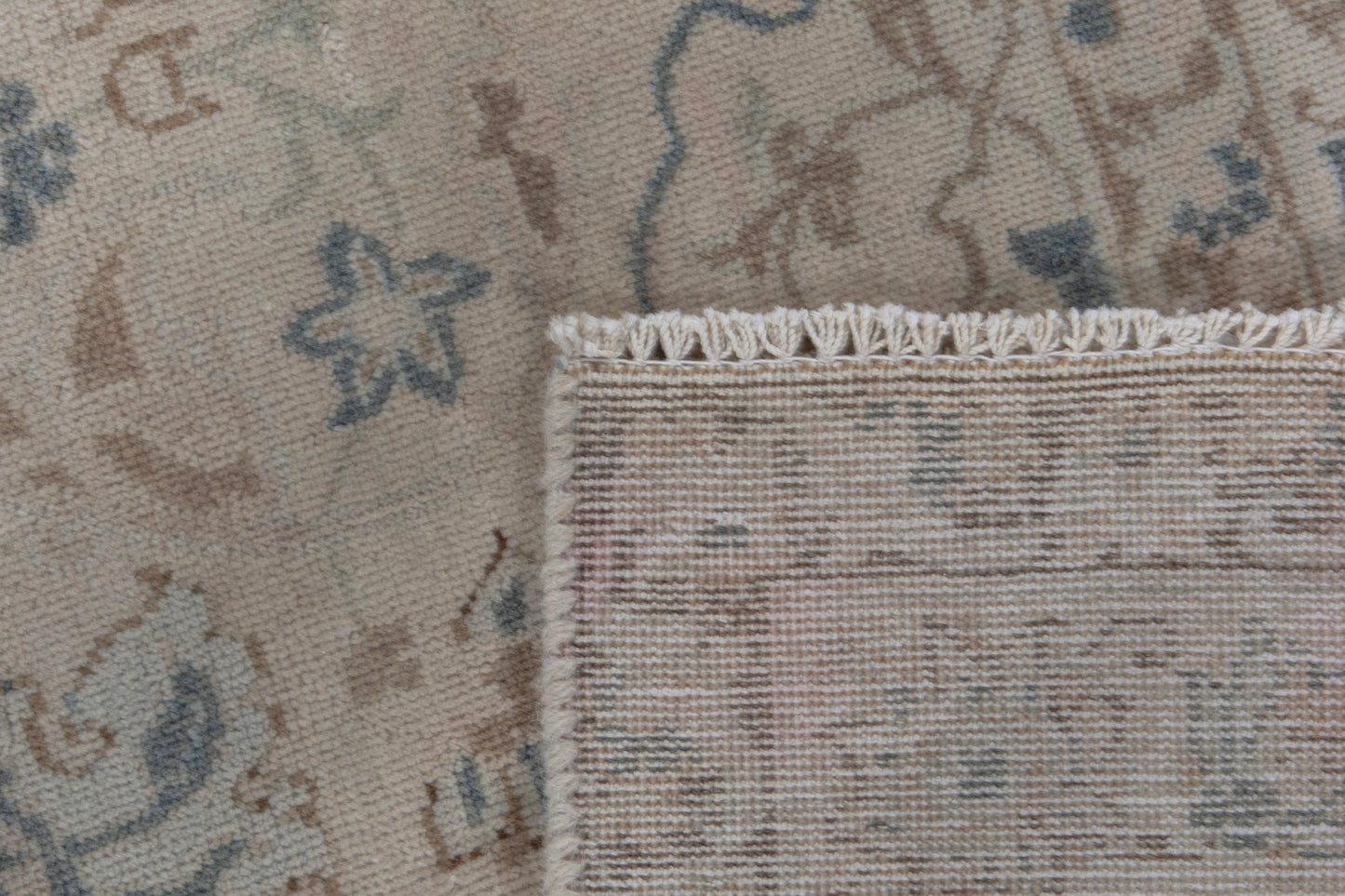 2089 - 10'4" x 15'9"