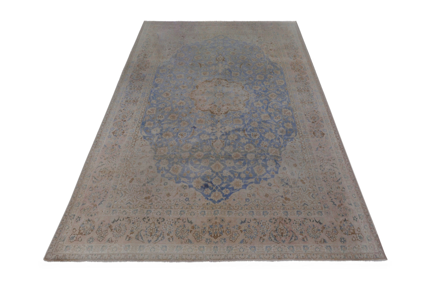 2089 - 10'4" x 15'9"