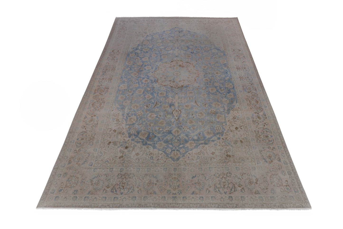 2089 - 10'4" x 15'9"