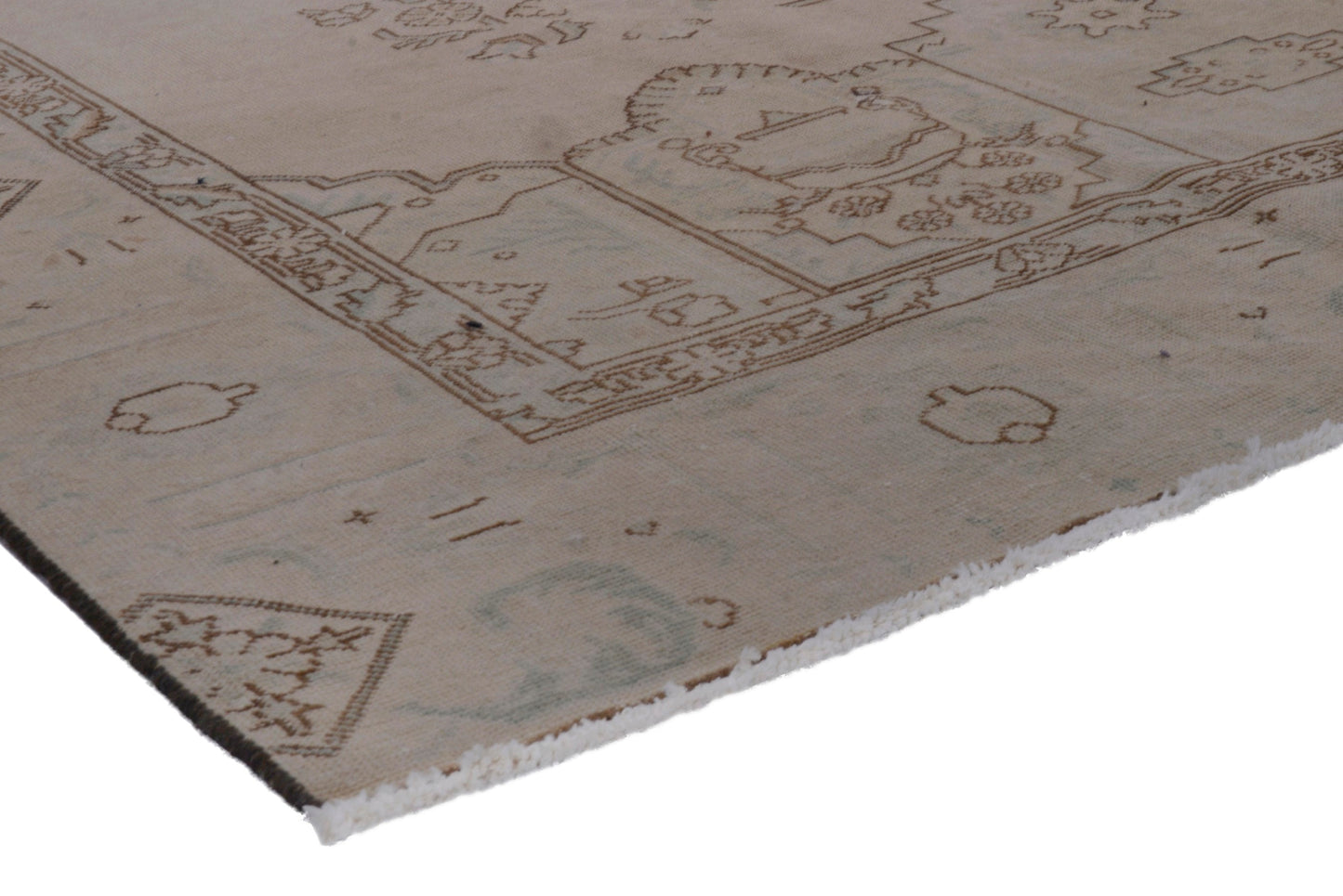 2097 - 8'10" x 12'11"