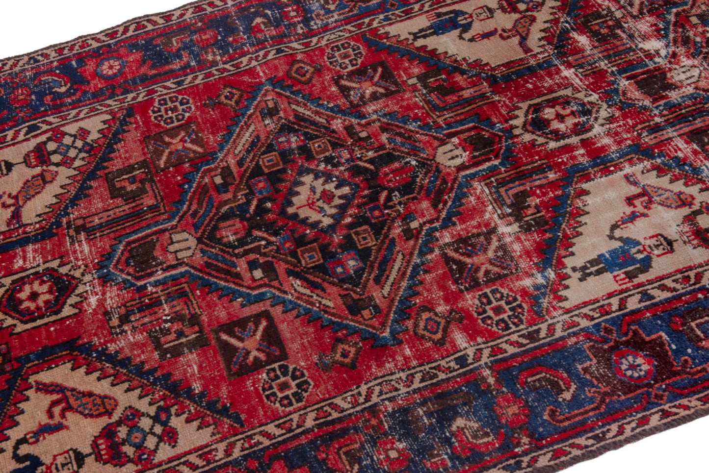 2204 - 3'11" x 11'10"