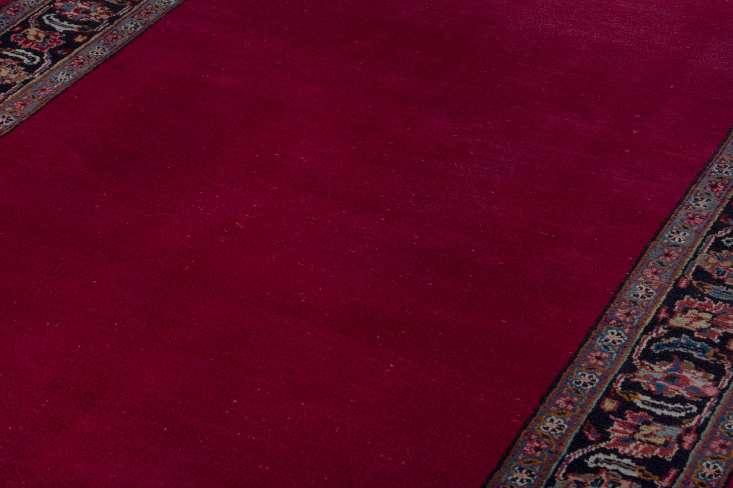 2225 - 3'11" x 12'8"