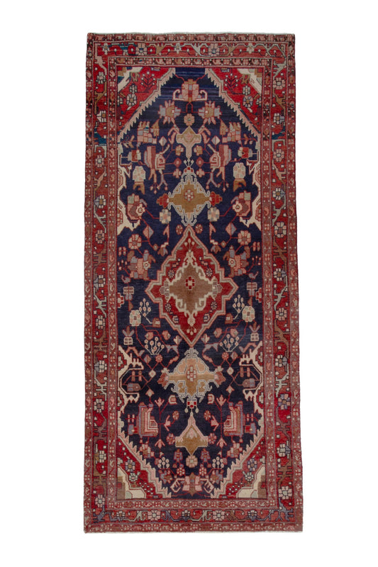 2450 - 4'5" x 10'10"