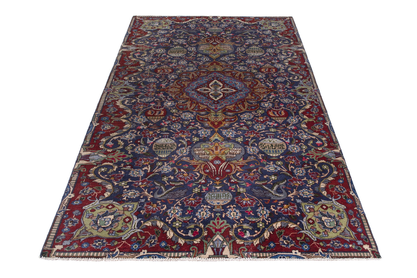 2451 - 4'11" x 8'10"