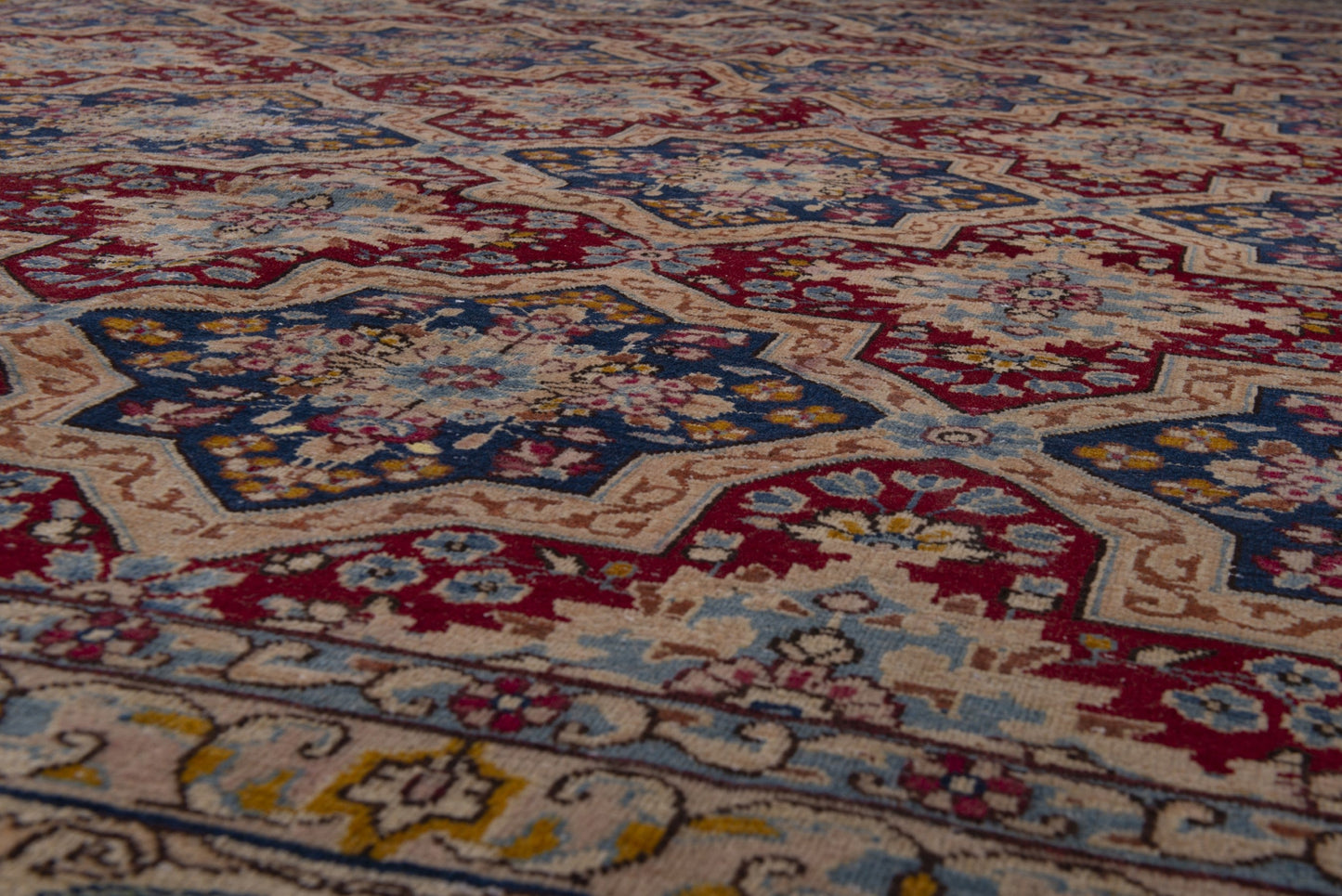 2492 - 9'6" x 12'10"