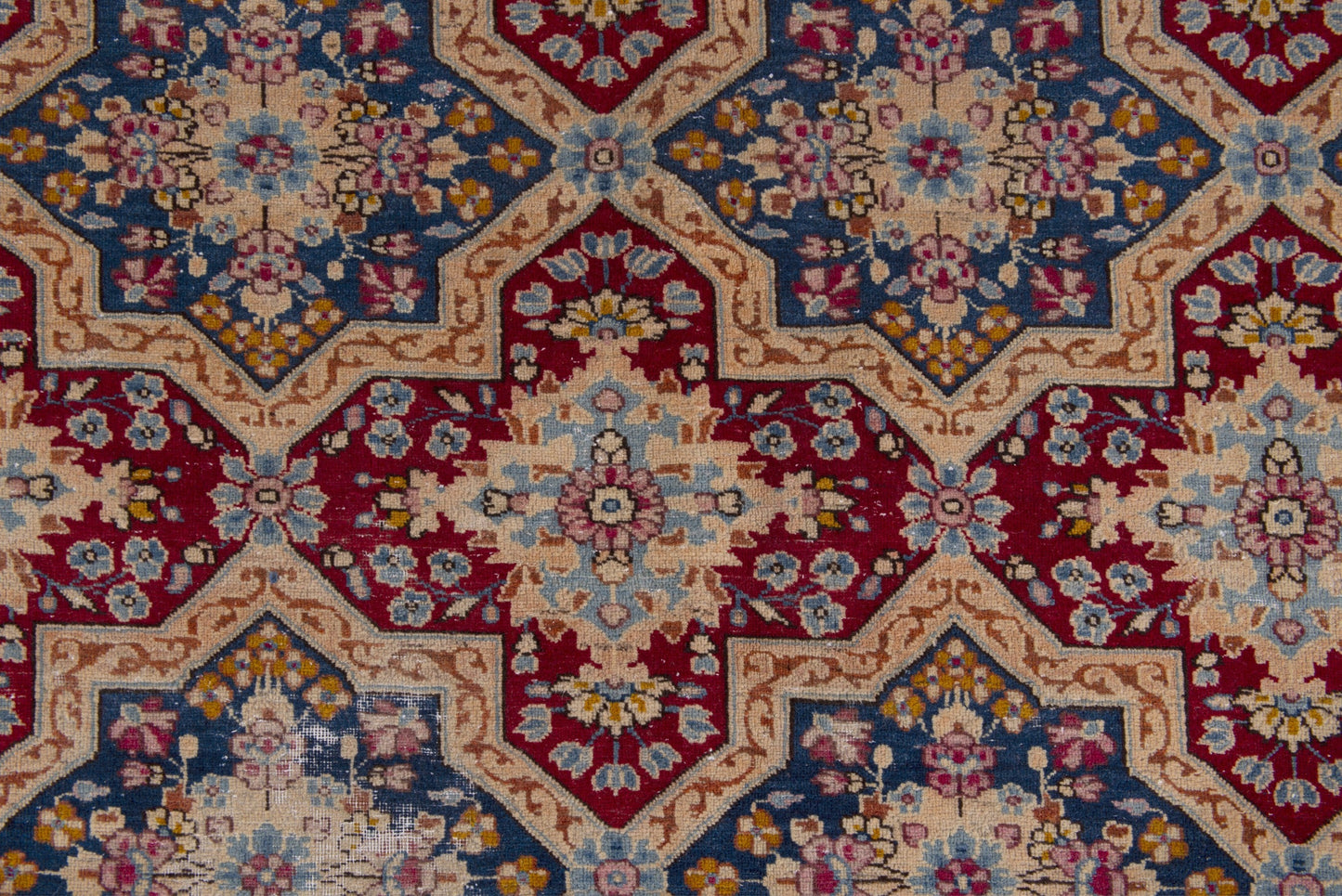 2492 - 9'6" x 12'10"