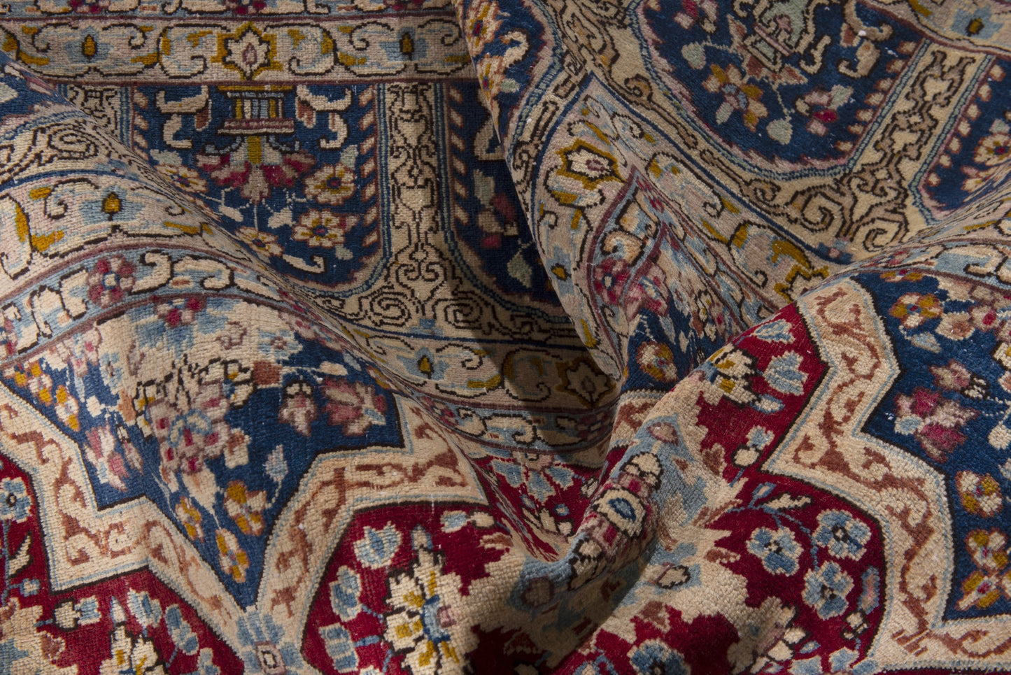 2492 - 9'6" x 12'10"