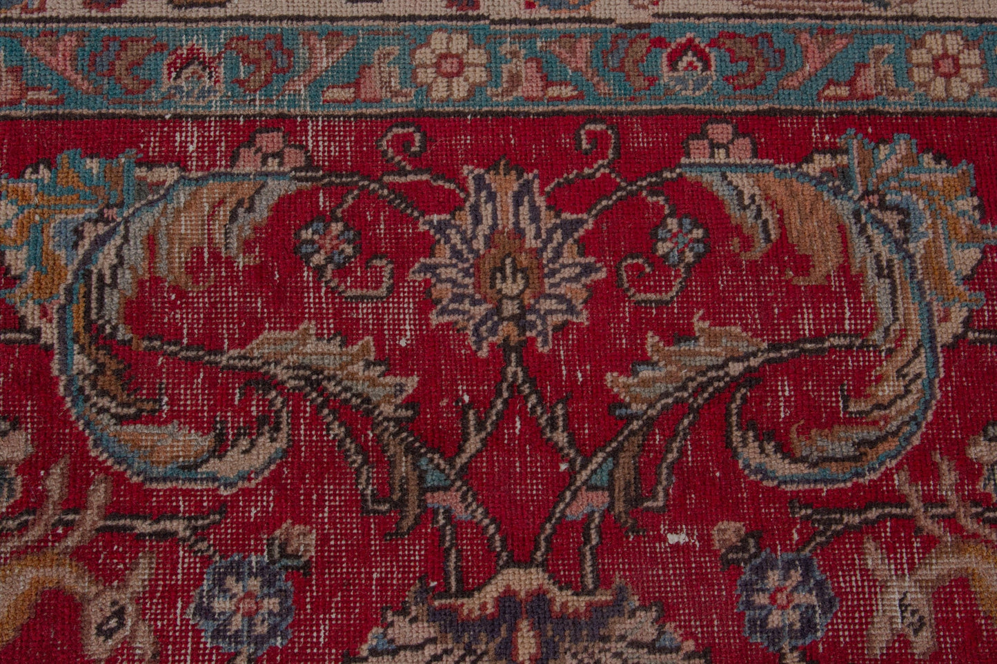 2594 - 6'11" x 10'8"