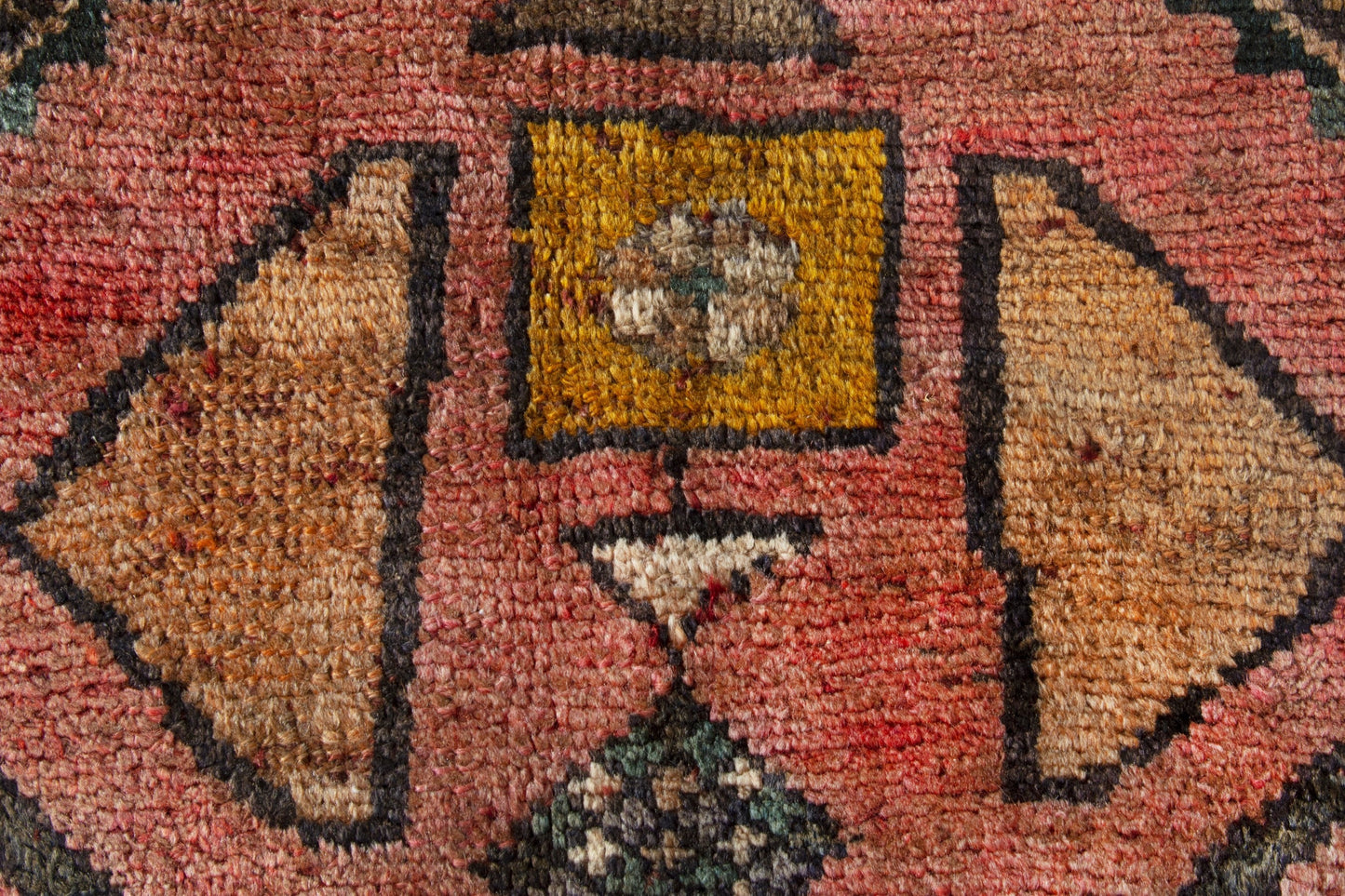 5976 - 2'11" x 9'2"