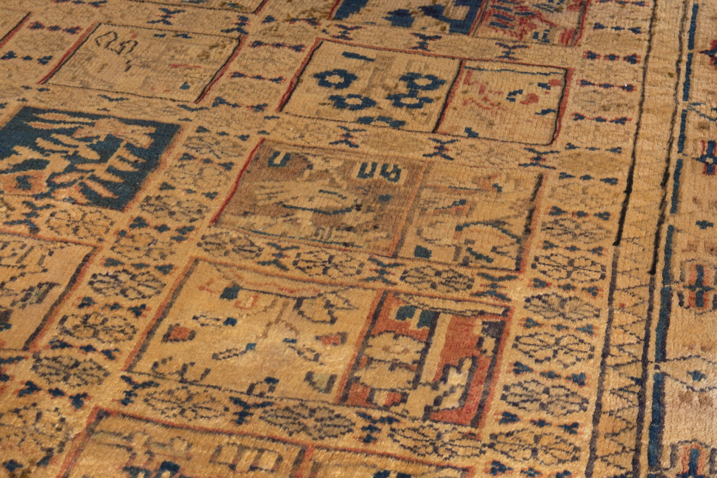 2979 - 3'11" x 10'10"