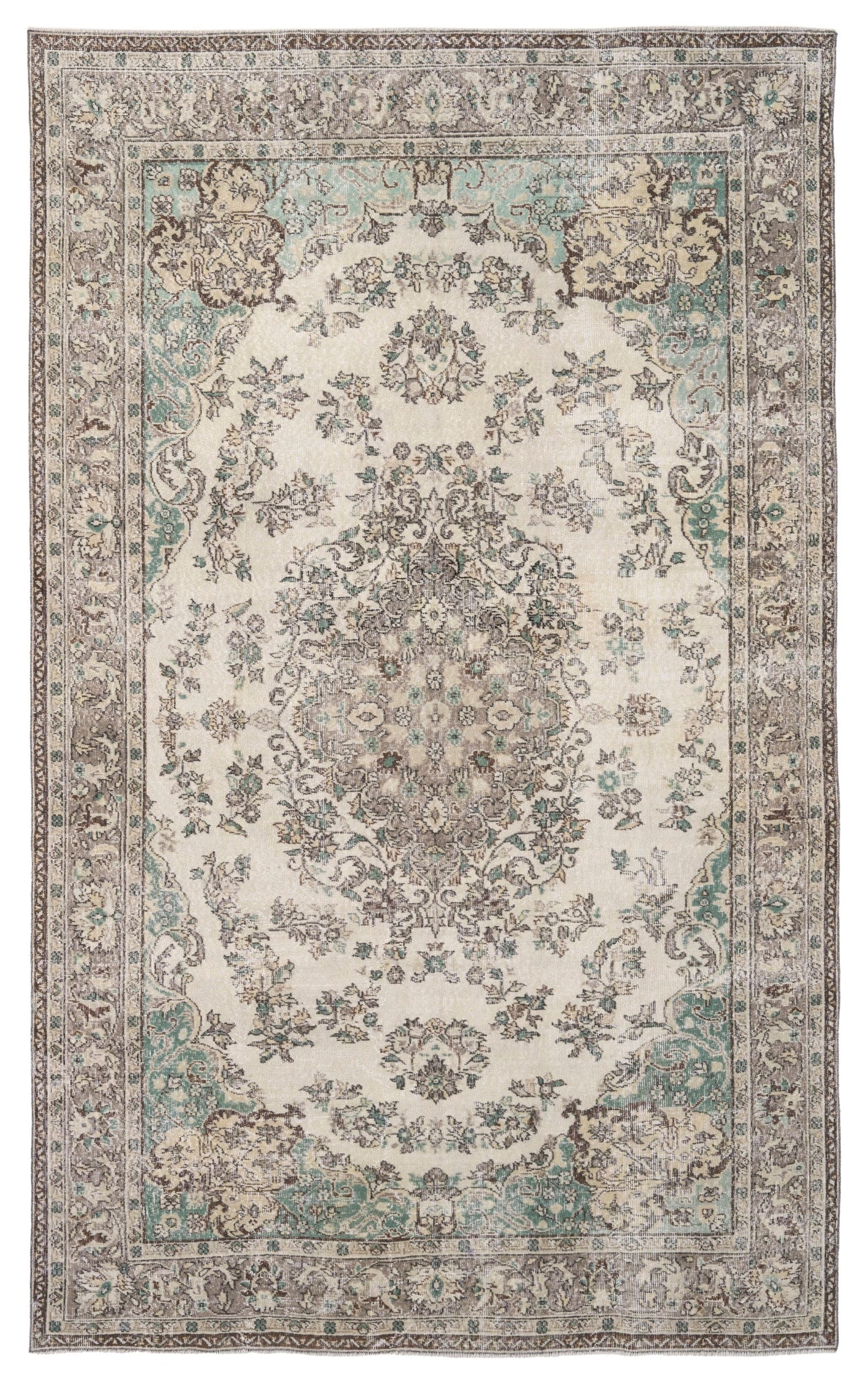 8383 - 6'8" x 10'10"