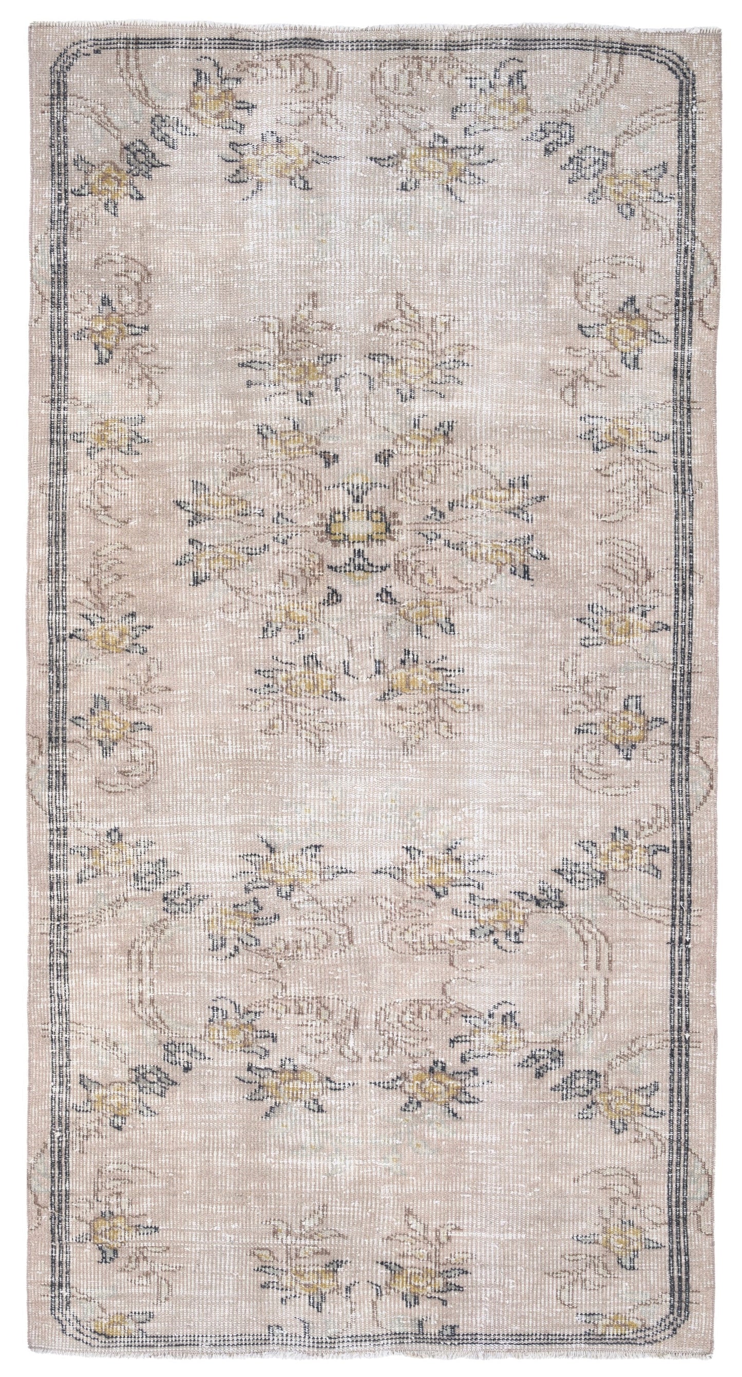 8385 - 3'11" x 6'11"