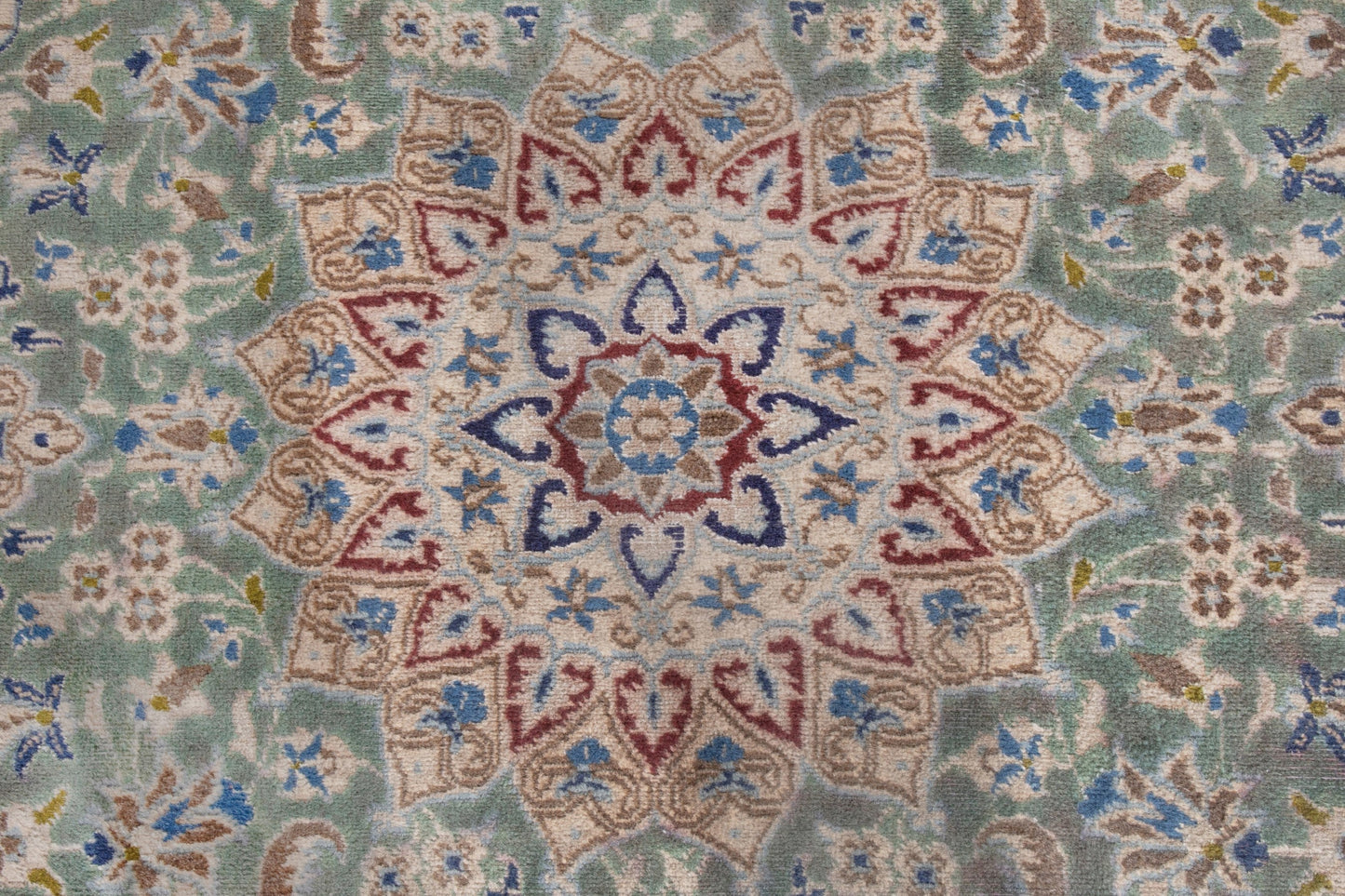 6082 - 2'7" x 4'2"