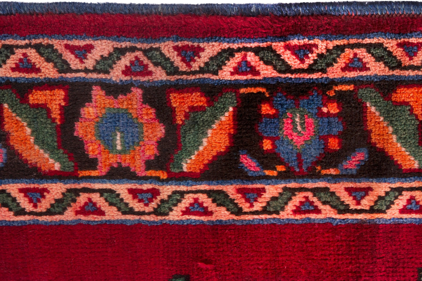 3102 - 3'10" x 10'4"